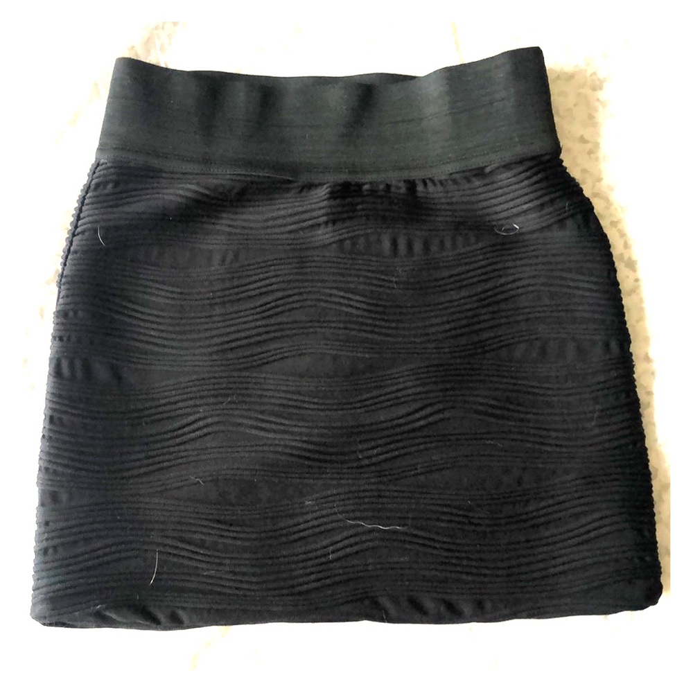 Black Body-con skirt